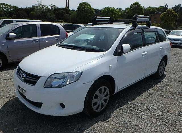TOYOTA FIELDER full