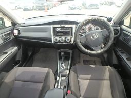 TOYOTA FIELDER full