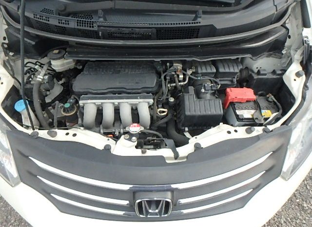 HONDA FREED full