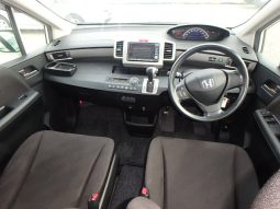 HONDA FREED full
