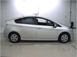 TOYOTA PRIUS full