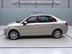 TOYOTA COROLLA AXIO full