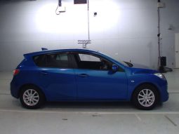 MAZDA AXELA SPORT full