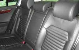 VOLKSWAGEN PASSAT TSi full