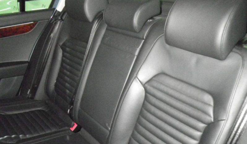 VOLKSWAGEN PASSAT TSi full