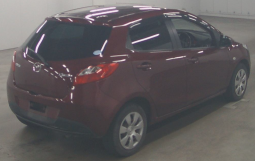 MAZDA DEMIO full