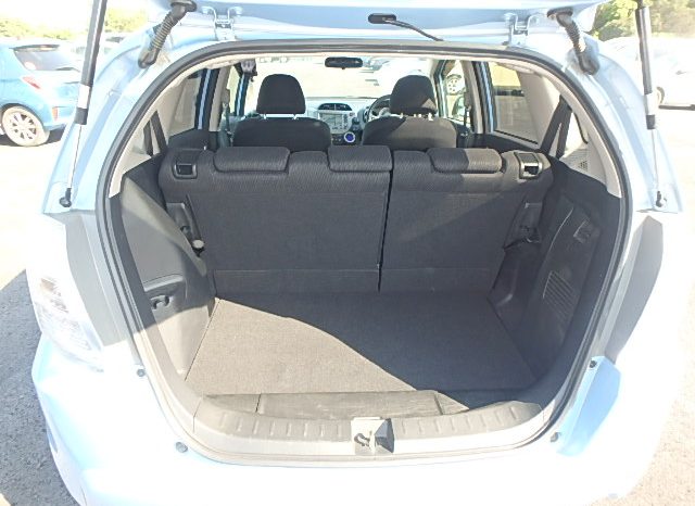 HONDA FIT HYBRID full