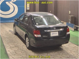 TOYOTA COROLLA AXIO full