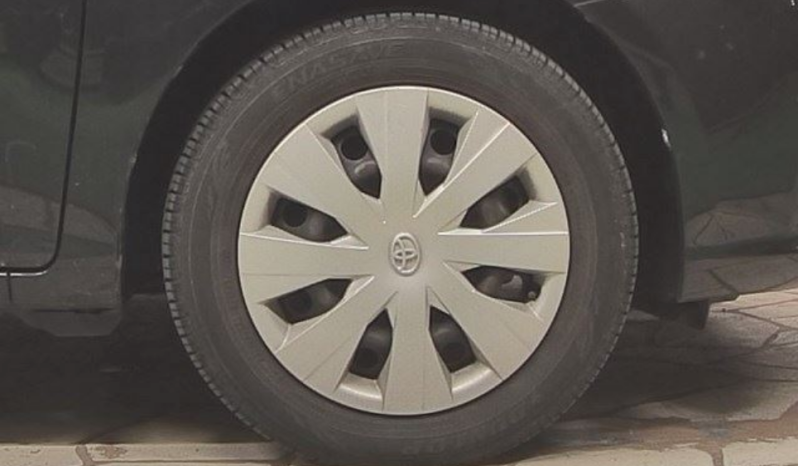 TOYOTA COROLLA AXIO full