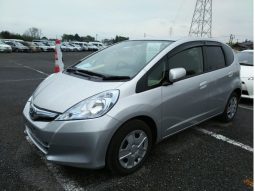 HONDA FIT HYBRID full
