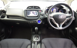 HONDA FIT HYBRID full