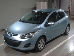 Mazda Demio full