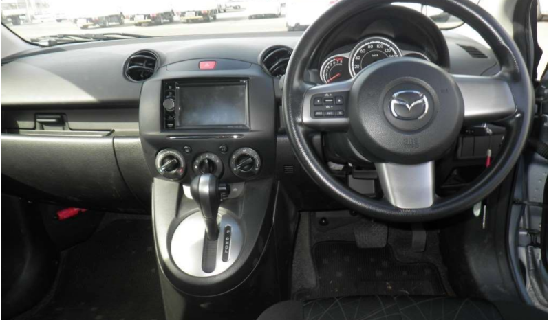Mazda Demio full