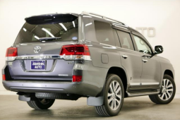 Toyota Landcruiser ZX full