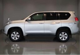 Toyota Landcruiser Prado full