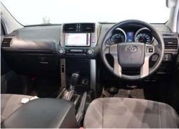 Toyota Landcruiser Prado full
