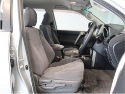 Toyota Landcruiser Prado full