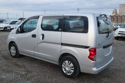 Nissan Vanette NV200 full