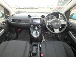 Mazda Demio Skyactive full