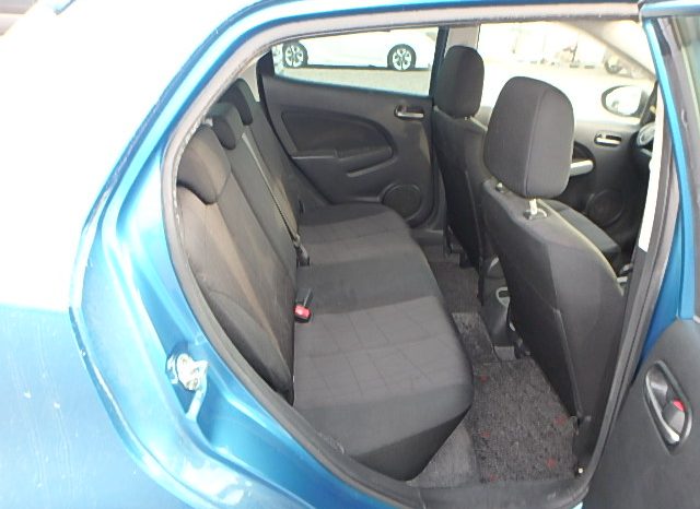 Mazda Demio Skyactive full