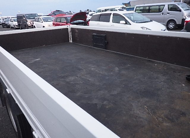 Toyota Dyna Truck full