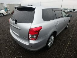 Toyota Fielder full