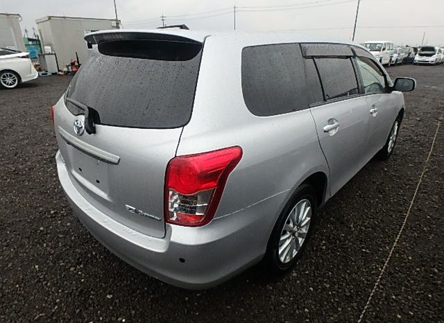 Toyota Fielder full