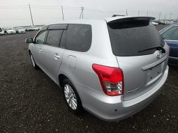 Toyota Fielder full