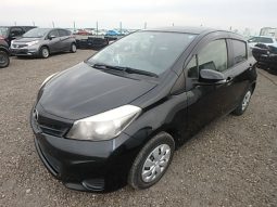 Toyota Vitz full