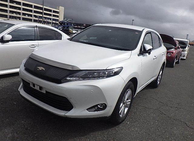 Toyota Harrier full