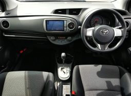 Toyota Vitz full