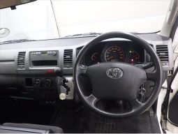 Toyota Regius Ace full