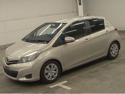 Toyota Vitz full