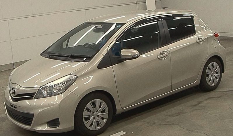Toyota Vitz full