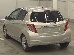 Toyota Vitz full