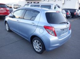 Toyota Vitz full