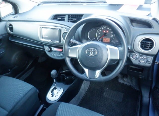 Toyota Vitz full
