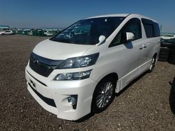 Toyota Vellfire full