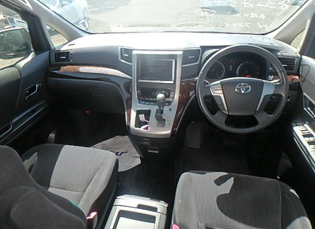 Toyota Vellfire full