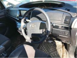 Toyota Estima full