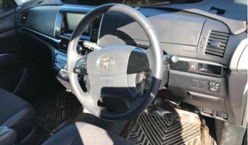 Toyota Estima full