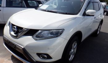 Nissan X-Trail full