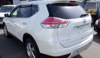 Nissan X-Trail full