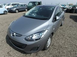 Mazda Demio full