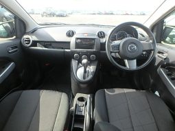 Mazda Demio full