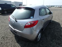 Mazda Demio full
