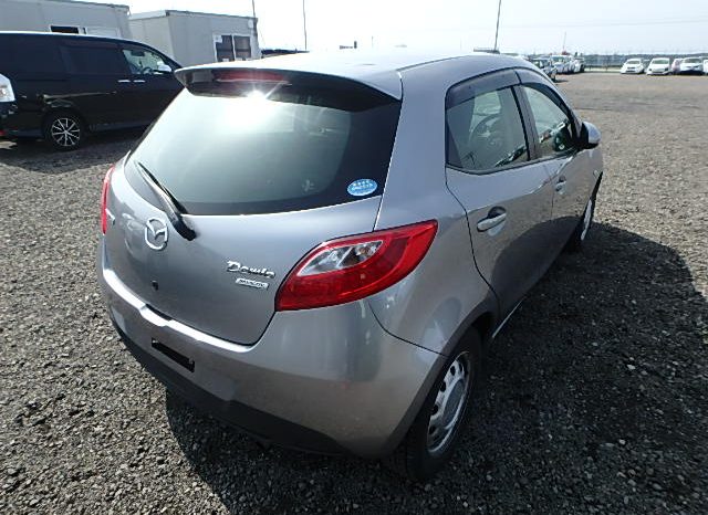 Mazda Demio full