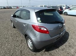 Mazda Demio full