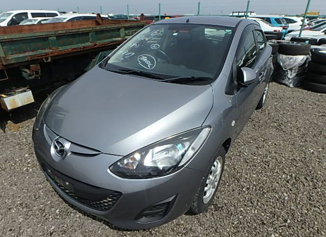 Mazda Demio full