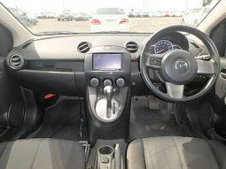 Mazda Demio full